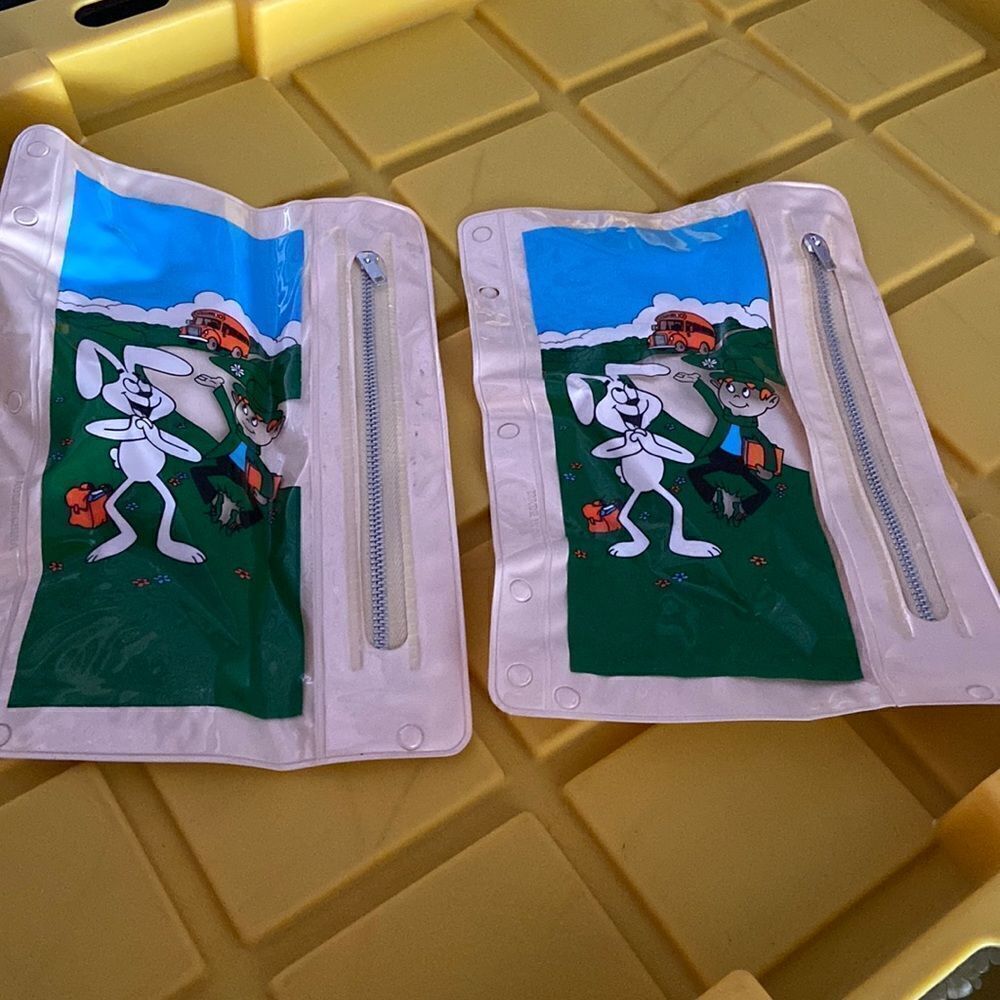 VINTAGE  Trix & Lucky Charms Plastic Zippered Pencil Pouches General Mills 2 Qty